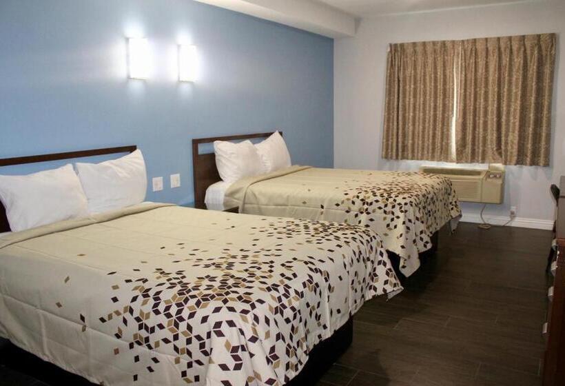 ホテル Crescent Inn