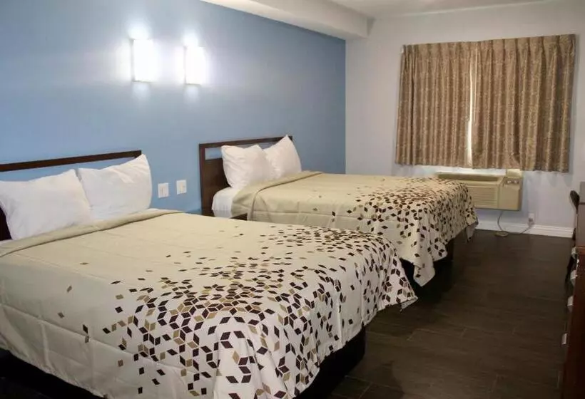 هتل Crescent Inn
