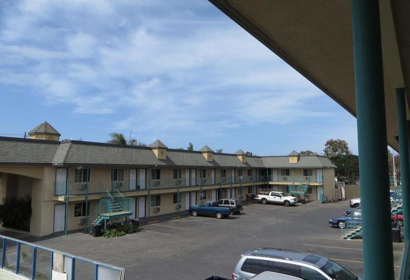 هتل Del Playa Inn Oxnard
