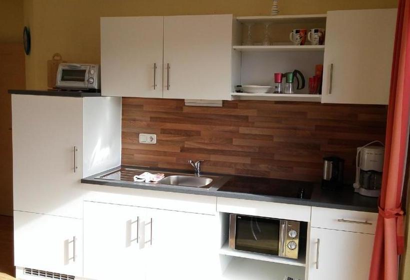 ホテル Ferienhaus Schiemel