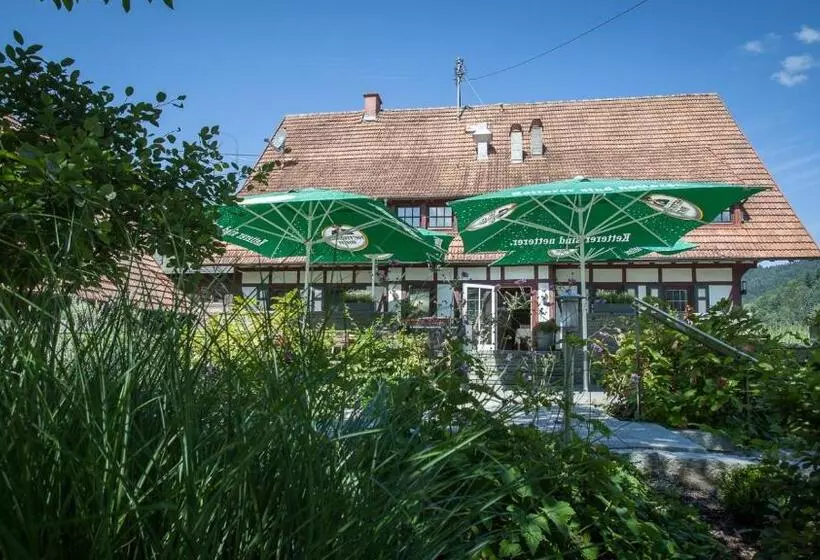 هتل Gasthaus Zum Hirsch