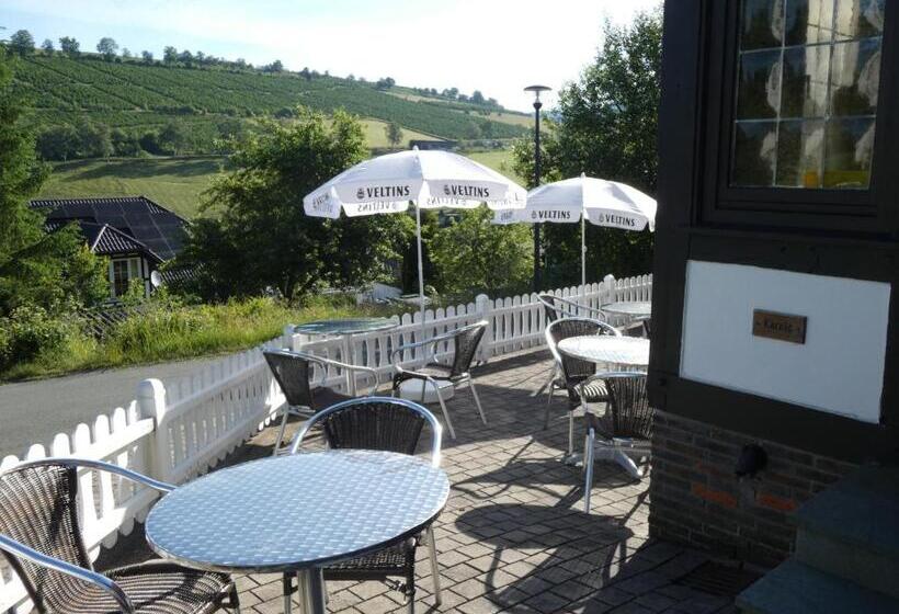 Отель Gasthof Westfeld