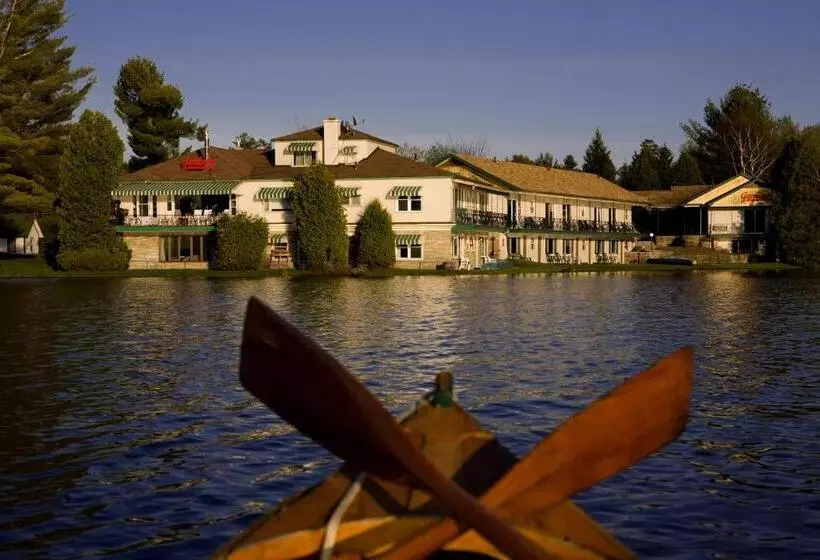 ホテル Gauthier's Saranac Lake Inn