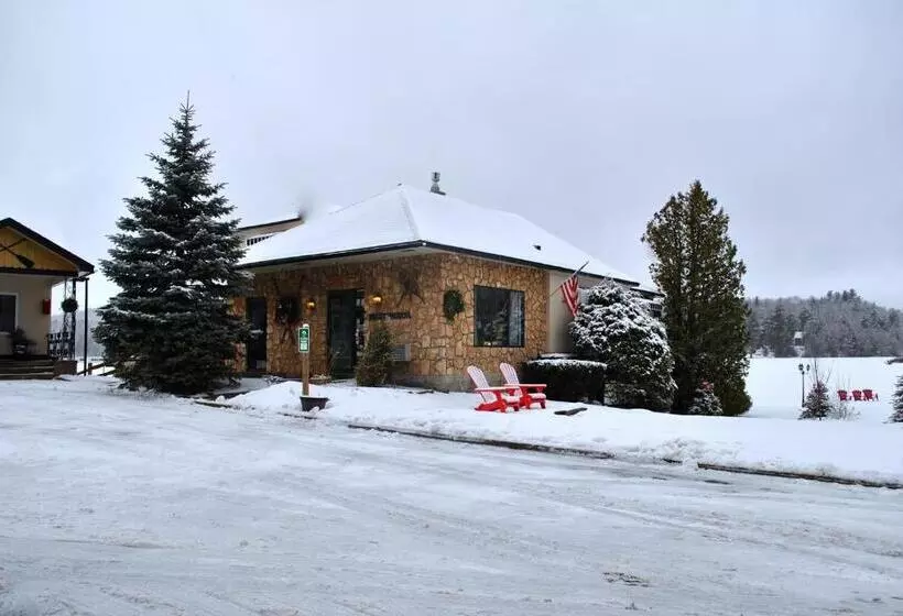 ホテル Gauthier's Saranac Lake Inn