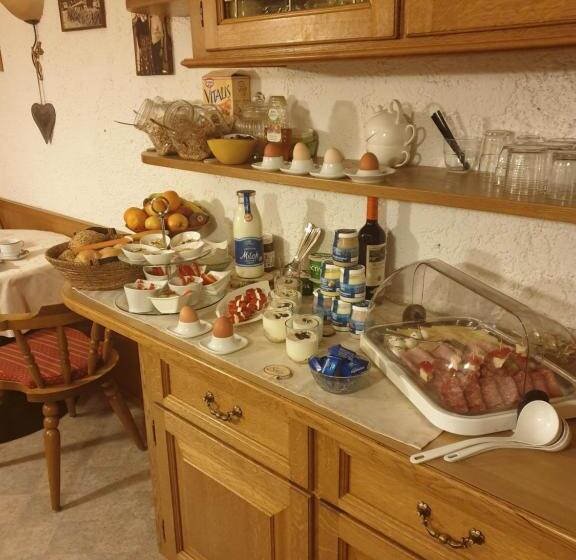 فندق Haus Theresia Alpbach