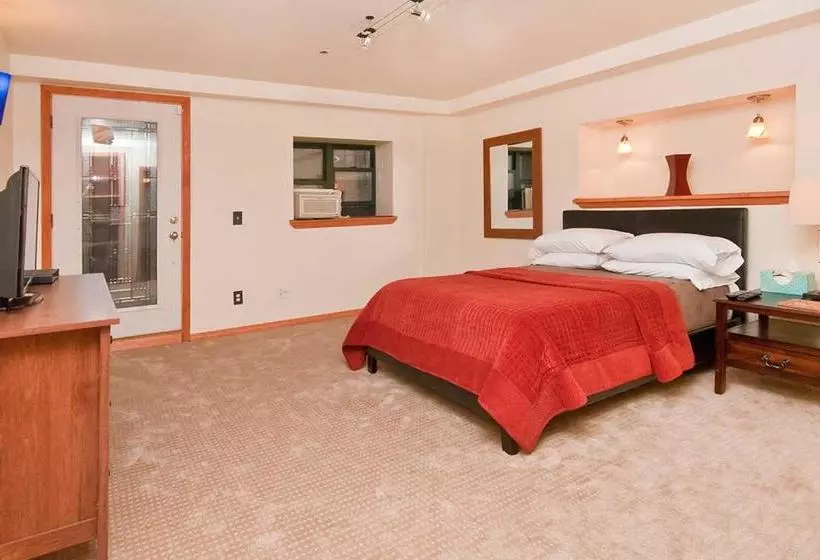 هتل Luxury Suites Lenox Ave