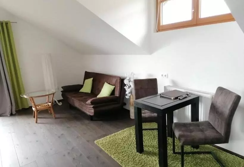Hotelli Ortnerhof Ennstal