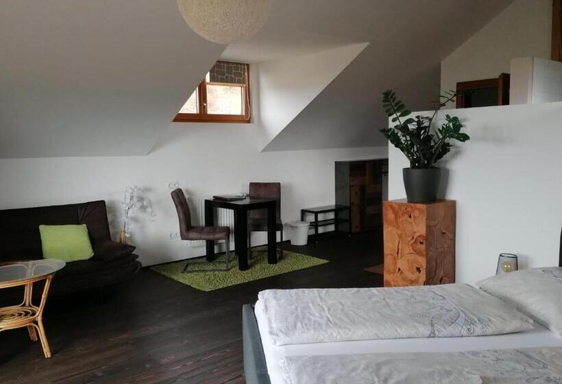 فندق Ortnerhof Ennstal