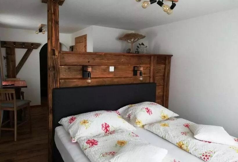 Hotelli Ortnerhof Ennstal