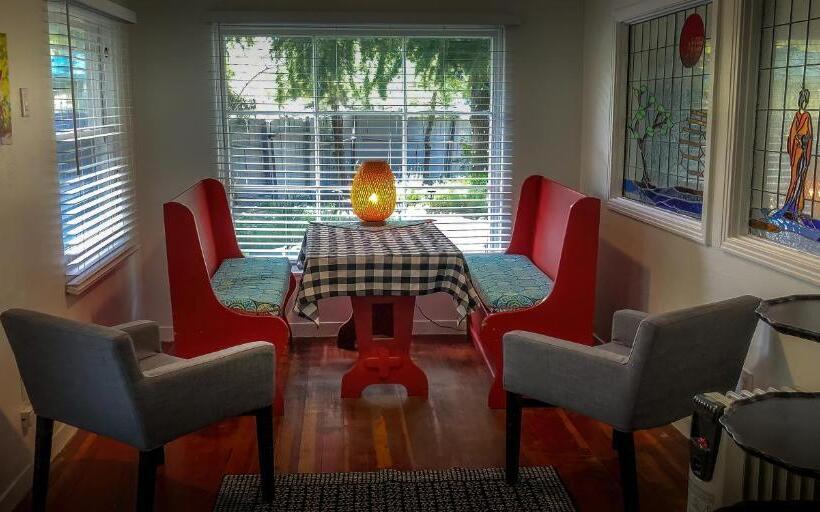 Отель Rio Sierra Riverhouse