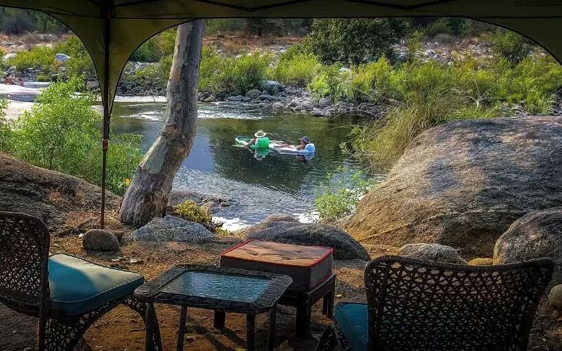 Hotelli Rio Sierra Riverhouse