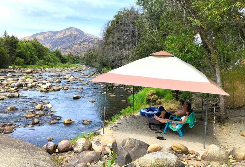 Отель Rio Sierra Riverhouse