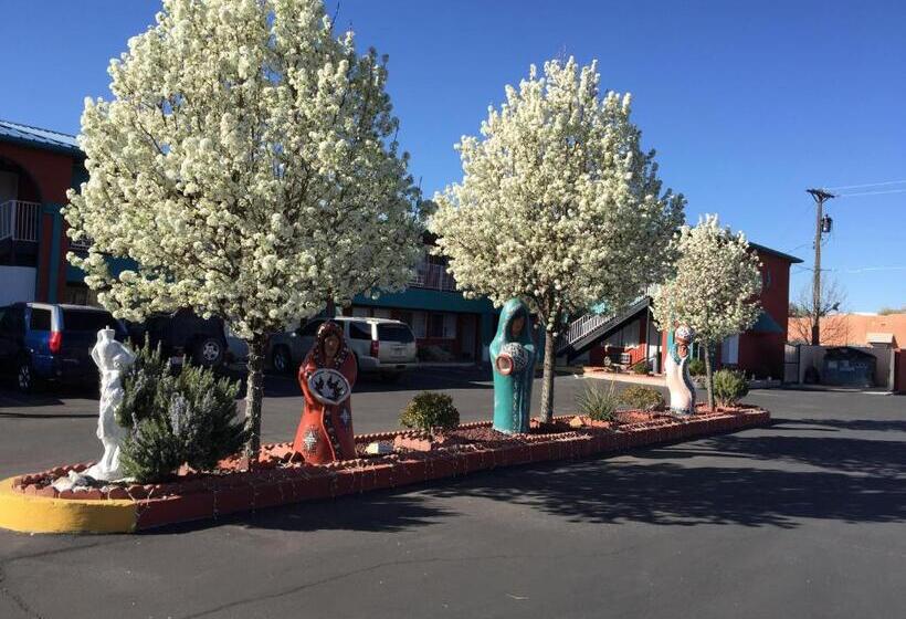 ホテル Sandia Peak Inn Old Town Abq, A Howard Johnson By Wyndham