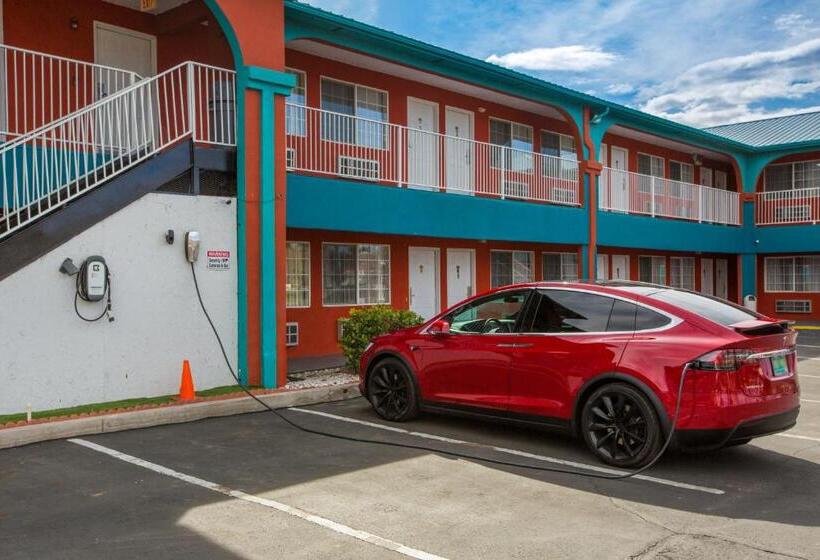 ホテル Sandia Peak Inn Old Town Abq, A Howard Johnson By Wyndham