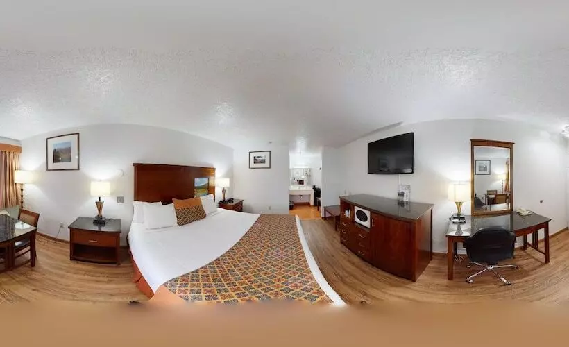 Hotelli Sandia Peak Inn Old Town Abq, A Howard Johnson By Wyndham