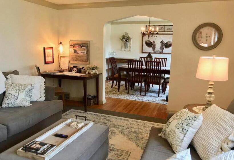 فندق The Little Italy Of Niagara Falls Bed & Breakfast