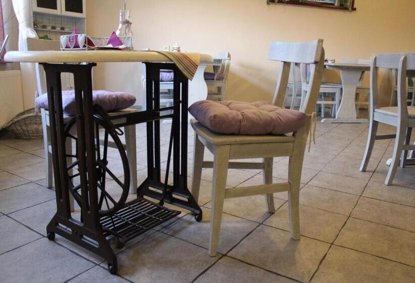 فندق Zajazd Podlesie