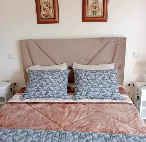 Retkeilymaja A Fonte