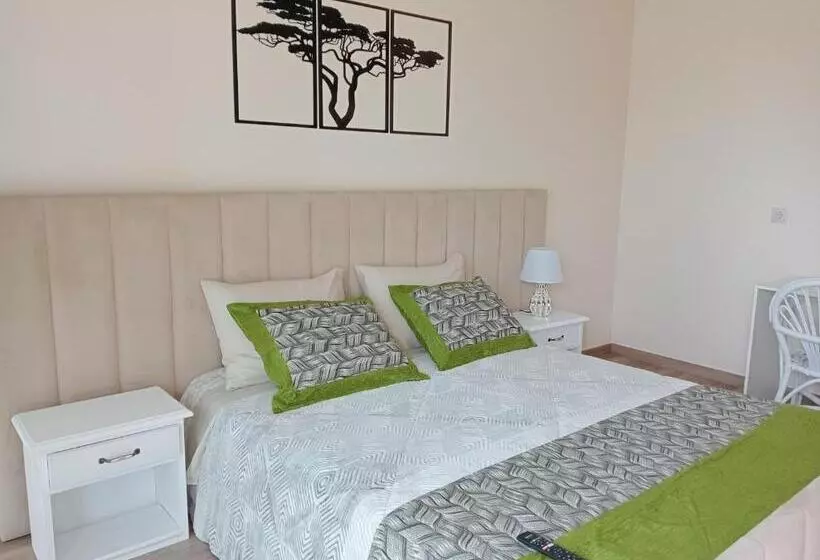 Retkeilymaja A Fonte