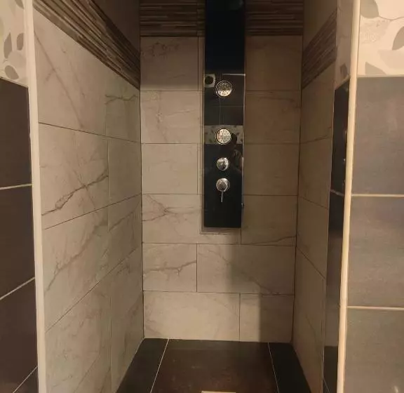 Chambre Climatisée Et Cosy Auberge Du Manala Hôtel 24 24