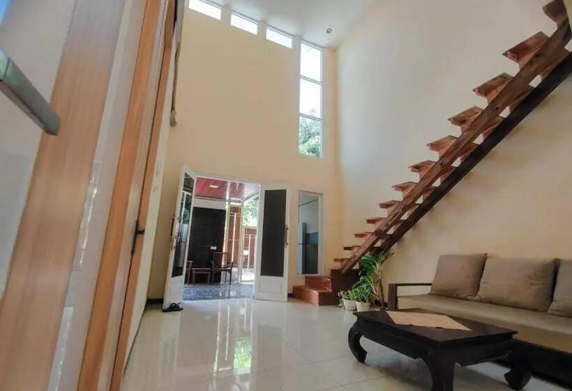 Szálló Java Mulia Homestay Syariah