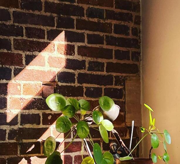 Bed and Breakfast Grandes Chambres Dans Un Corps De Ferme Rénové Du Château Du Piple, à 16km De Paris