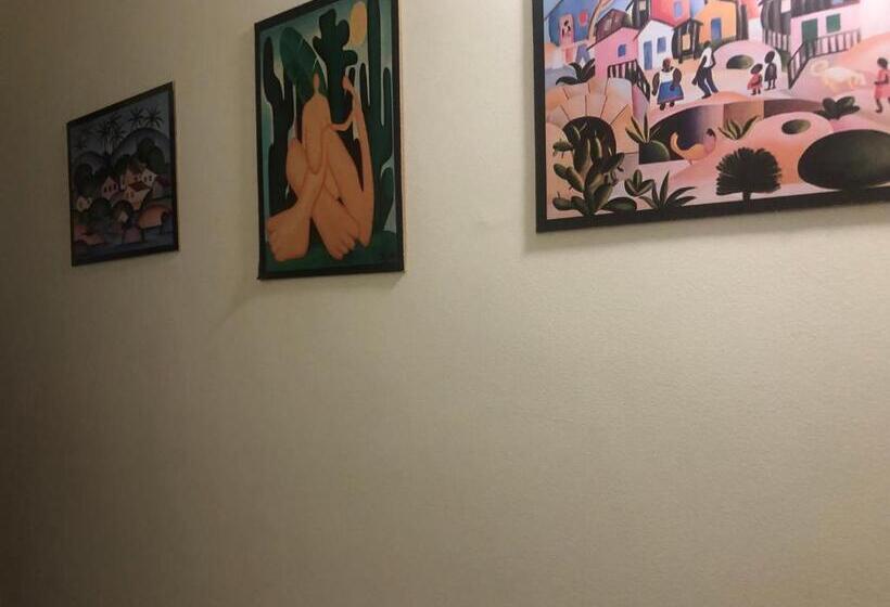 تختخواب و صبحانه Suíte Privativa Sanilda