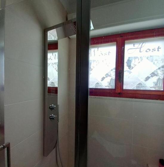 Bed and Breakfast Wast Host By Michelangelo