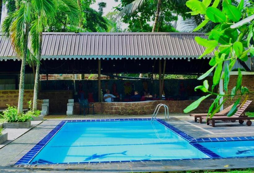 هتل Airport Heritage