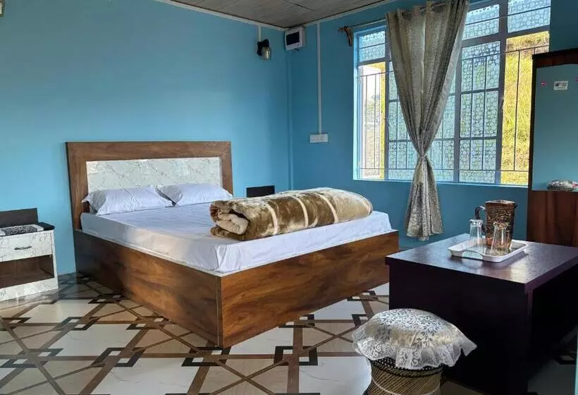 Hotelli Dada Tourist Cottage