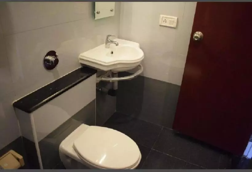 Hotelli A K Residency