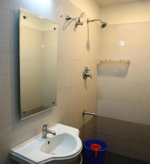 هتل A K Residency