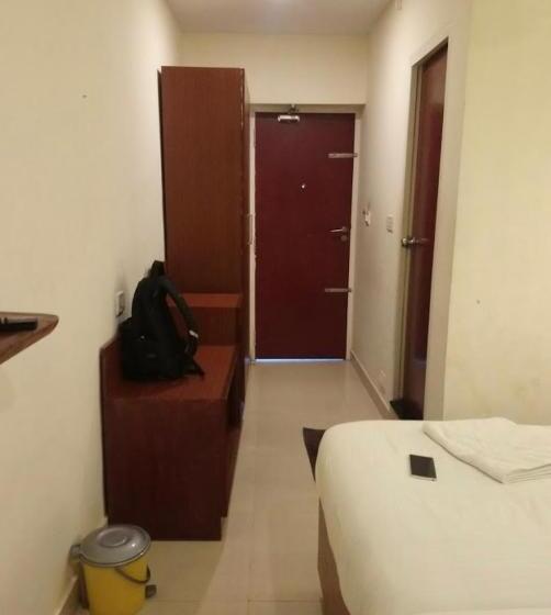 هتل A K Residency