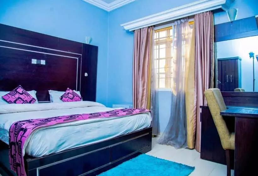 هتل Joseph Court Hospitality Gaduwa Estate