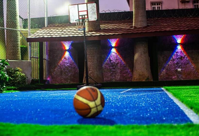 هتل Joseph Court Hospitality Gaduwa Estate