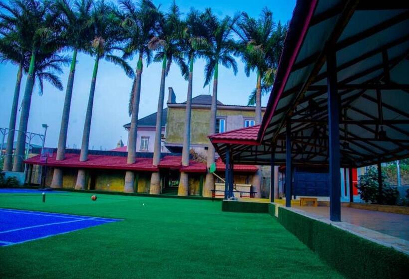 هتل Joseph Court Hospitality Gaduwa Estate