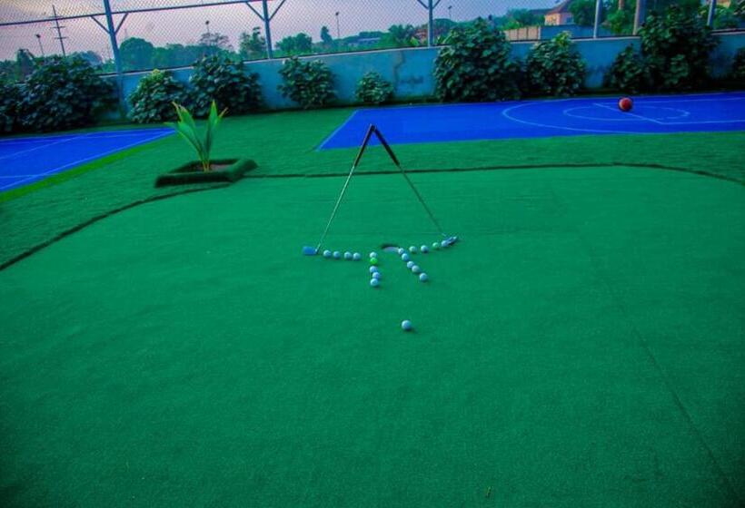 هتل Joseph Court Hospitality Gaduwa Estate