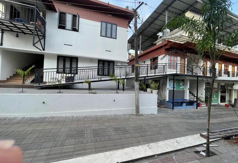 בית מלון כפרי Kottakkal Ayurfidha Wellness Centre & Dental Clinic