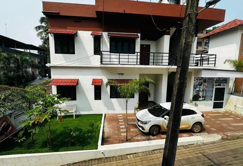 בית מלון כפרי Kottakkal Ayurfidha Wellness Centre & Dental Clinic
