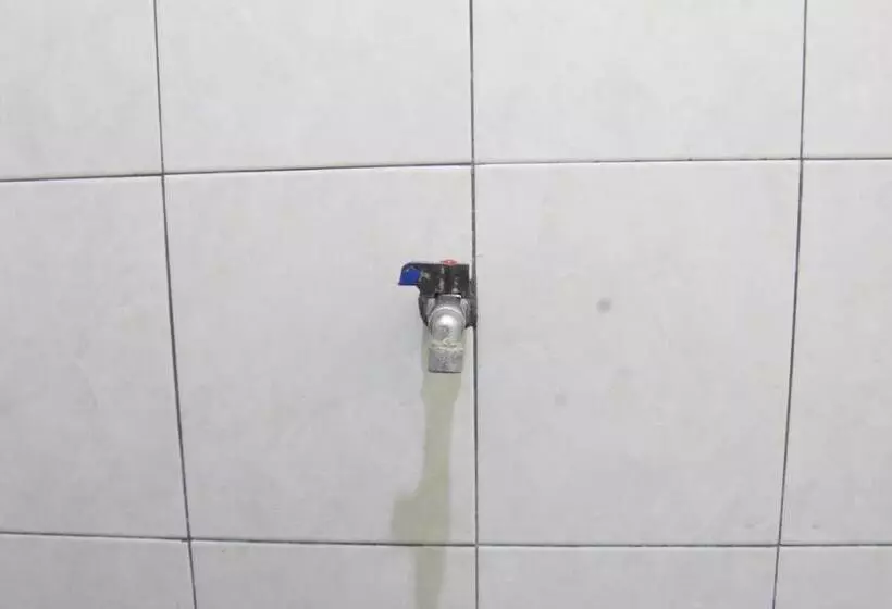 ホテル Oyo Life 93157 Kos Kaloka