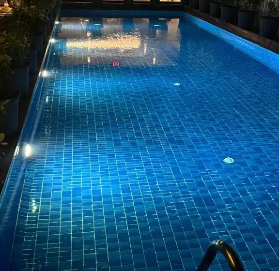 Hotelli Presidency Airport