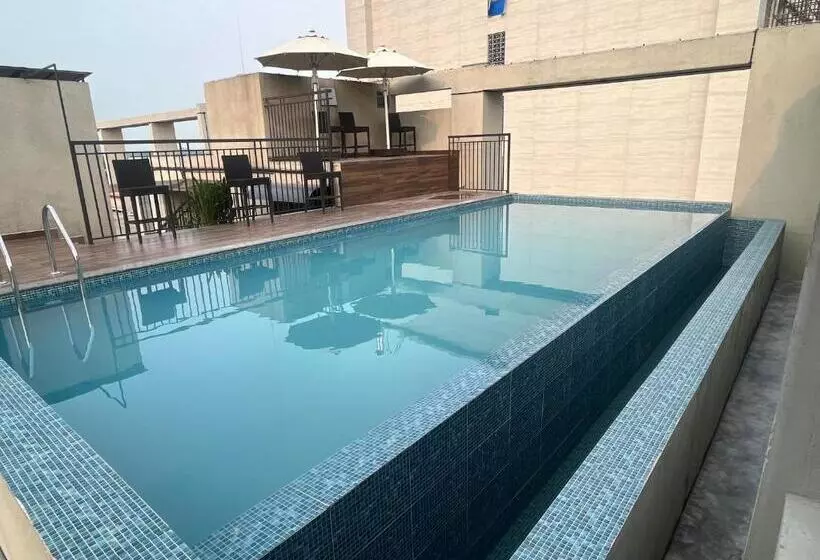 Hotelli Presidency Airport