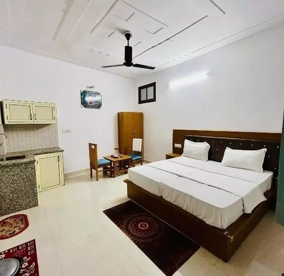 ホテル Ved Bhoomi Residency