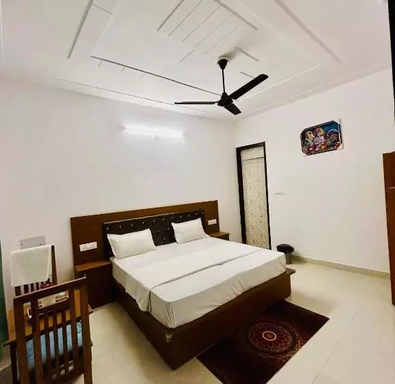 ホテル Ved Bhoomi Residency