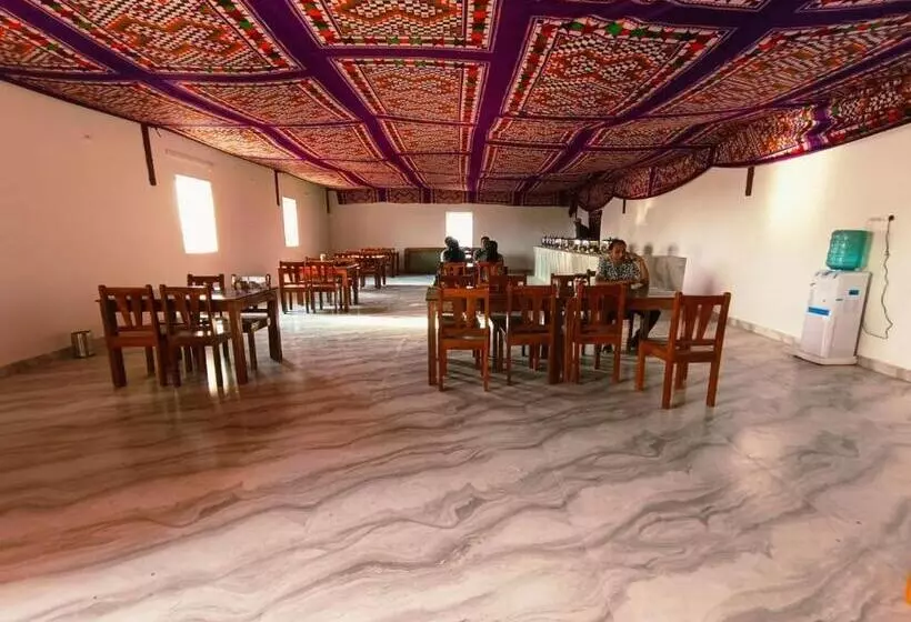 ホテル Yb Desert Camp And Resort