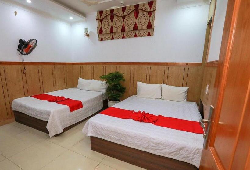 Lux Hotel Villa Hồ Bơi