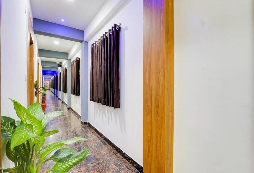 Oyo Hotel Raghav Palace