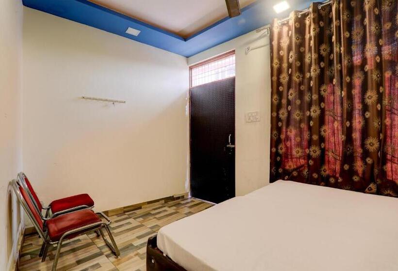 Oyo Hotel Shyam Palace