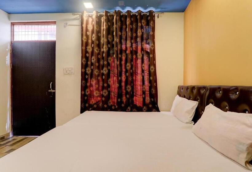 Oyo Hotel Shyam Palace