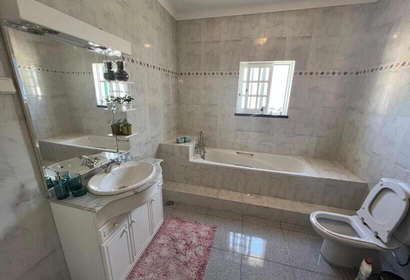 פנסיון Victoria Superb Rooms